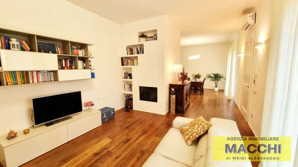 casa indipendente in vendita a Ponsacco