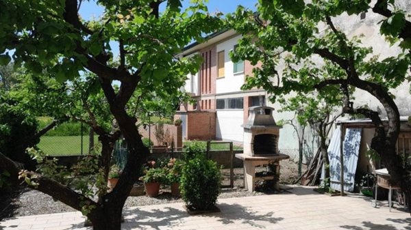 casa indipendente in vendita a Ponsacco