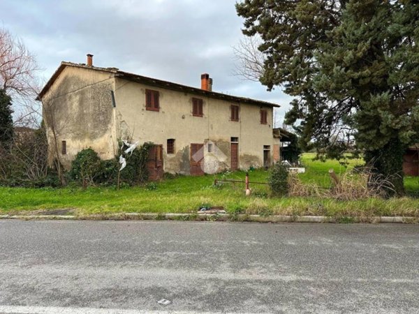 casa indipendente in vendita a Ponsacco
