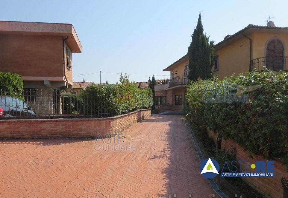 casa indipendente in vendita a Ponsacco