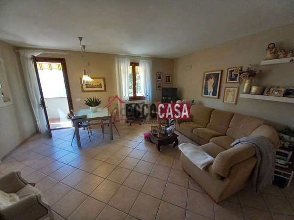 casa indipendente in vendita a Ponsacco