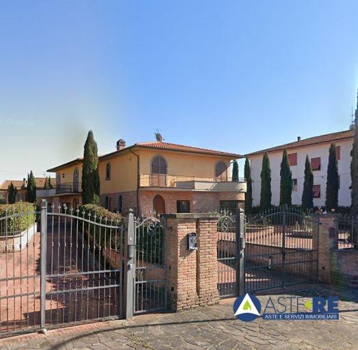 casa indipendente in vendita a Ponsacco