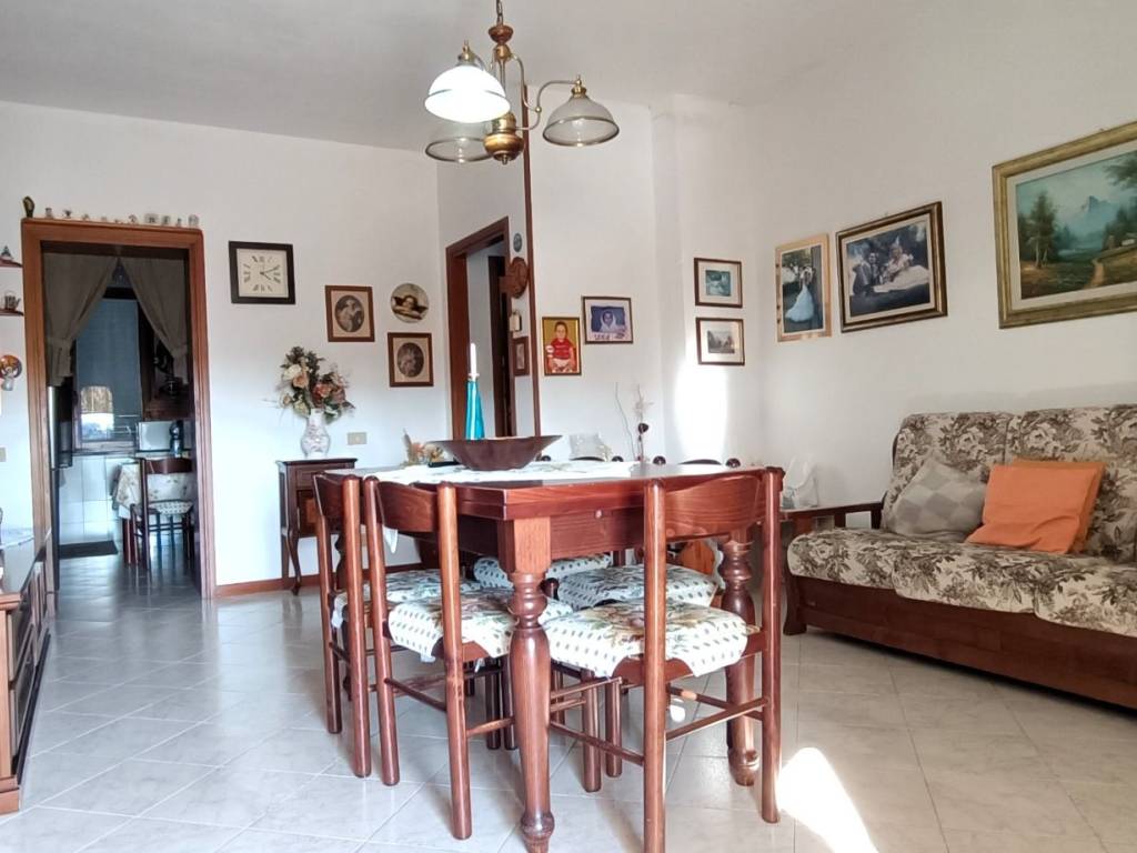 casa indipendente in vendita a Ponsacco