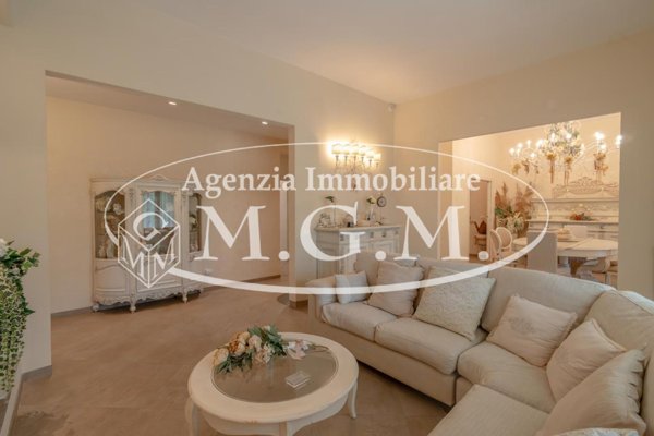 casa indipendente in vendita a Ponsacco
