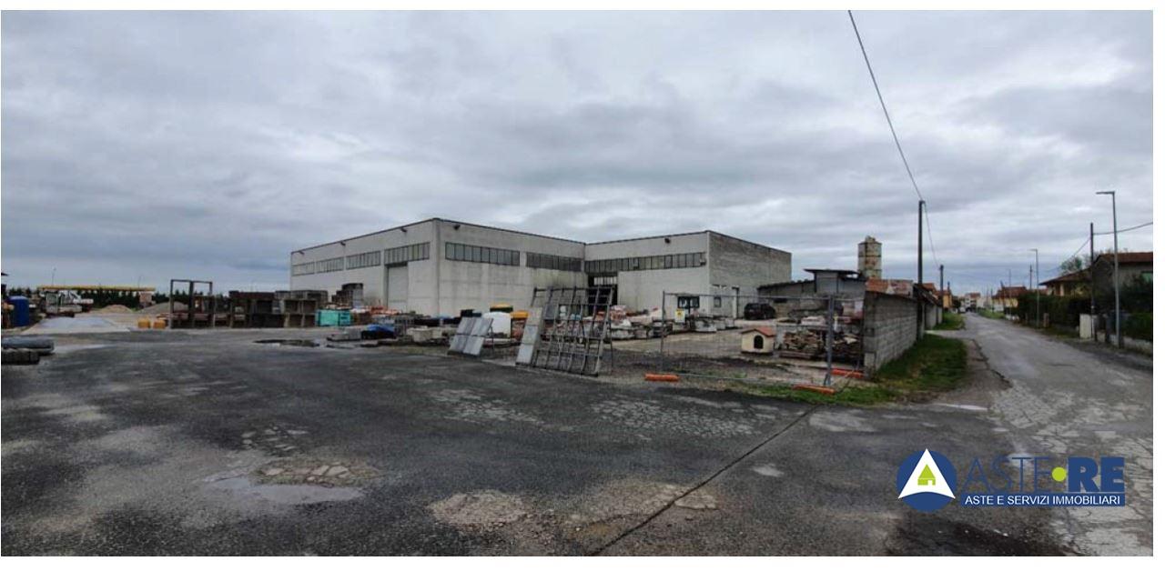 capannone in vendita a Ponsacco