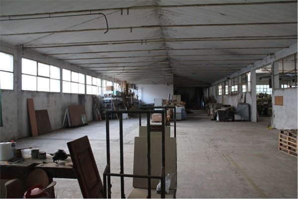 capannone in vendita a Ponsacco