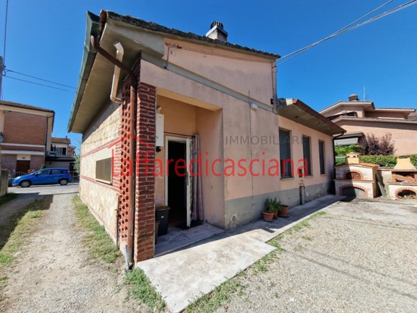 casa indipendente in vendita a Ponsacco