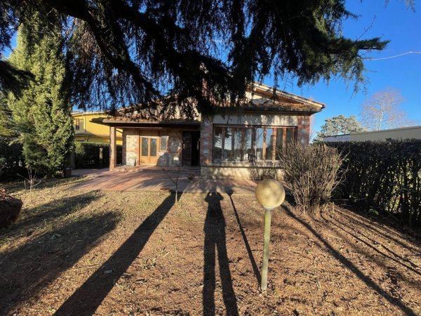 pentavano in vendita a Ponsacco