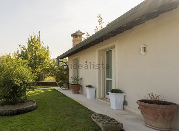 casa indipendente in vendita a Ponsacco