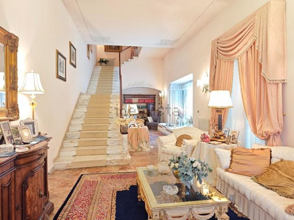 casa indipendente in vendita a Ponsacco