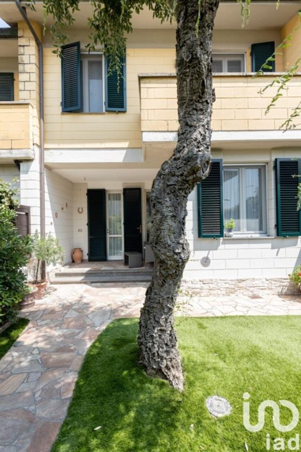 casa indipendente in vendita a Ponsacco