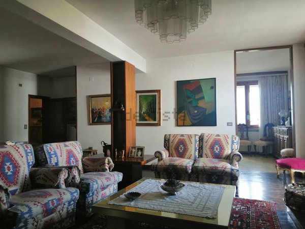 casa indipendente in vendita a Ponsacco