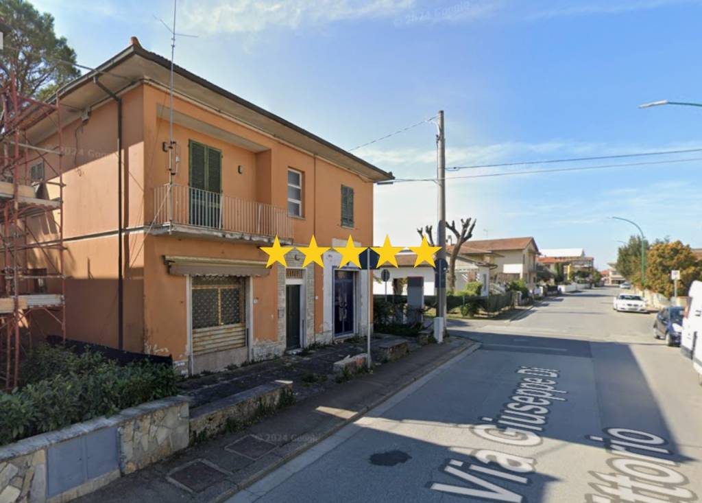 casa indipendente in vendita a Ponsacco