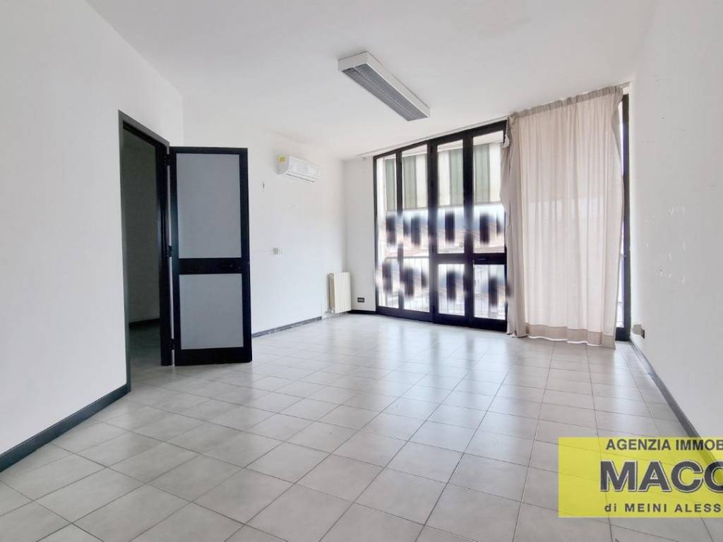 ufficio in vendita a Ponsacco