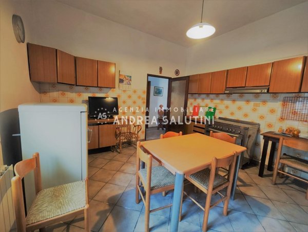 casa indipendente in vendita a Ponsacco