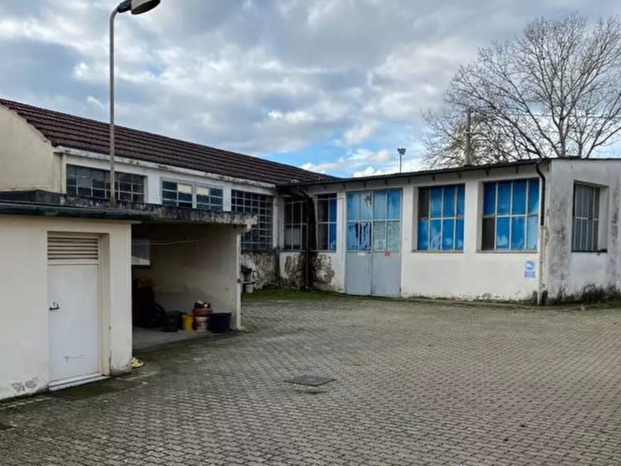 capannone in vendita a Ponsacco