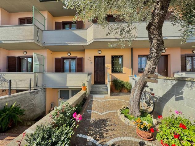 casa indipendente in vendita a Ponsacco