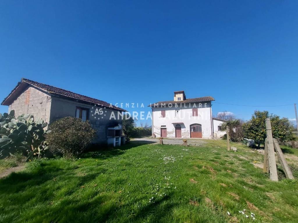 casa indipendente in vendita a Ponsacco