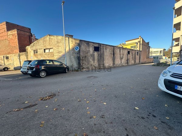 capannone in vendita a Ponsacco