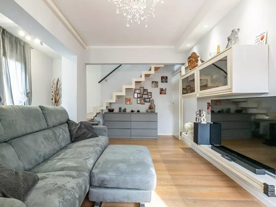 casa indipendente in vendita a Ponsacco