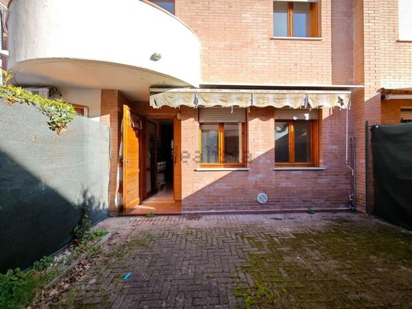 casa indipendente in vendita a Ponsacco