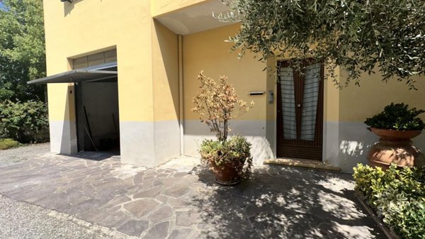 casa indipendente in vendita a Ponsacco