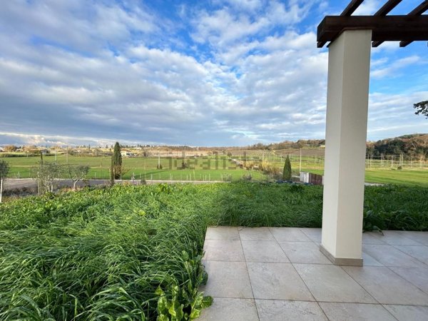 casa indipendente in vendita a Ponsacco