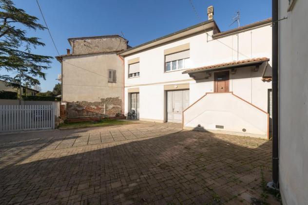 casa indipendente in vendita a Ponsacco