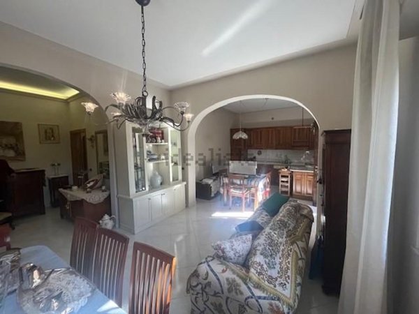 casa indipendente in vendita a Ponsacco