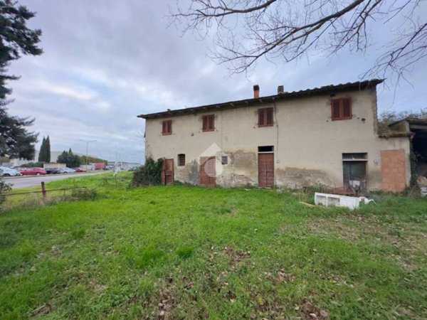 casa indipendente in vendita a Ponsacco