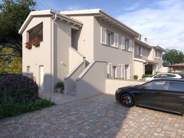 casa indipendente in vendita a Ponsacco