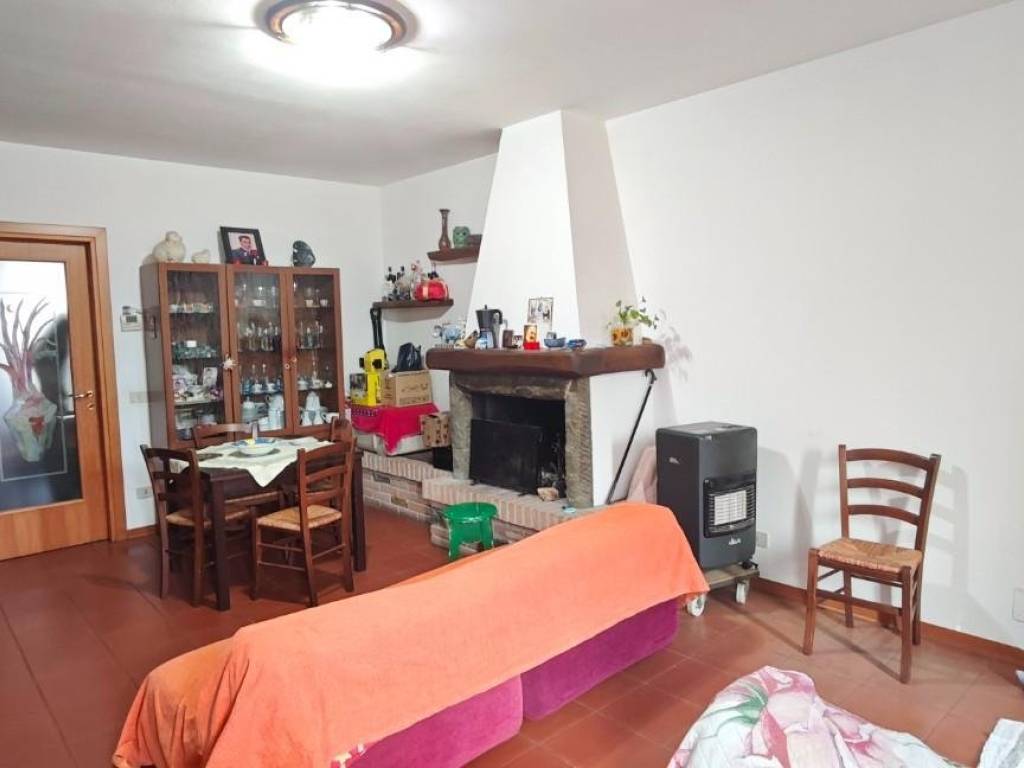 casa indipendente in vendita a Ponsacco