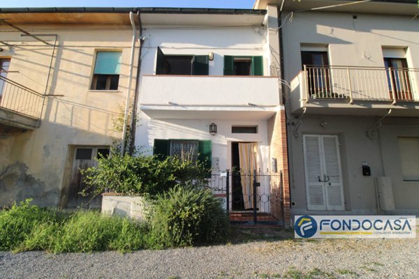 casa indipendente in vendita a Ponsacco