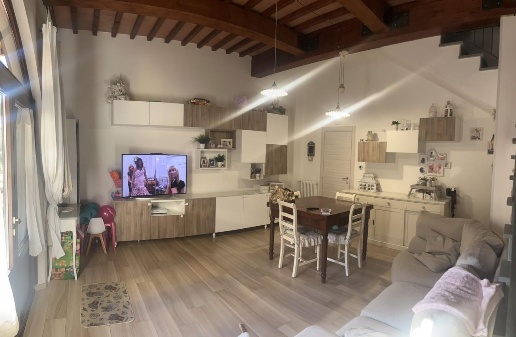 casa indipendente in vendita a Ponsacco