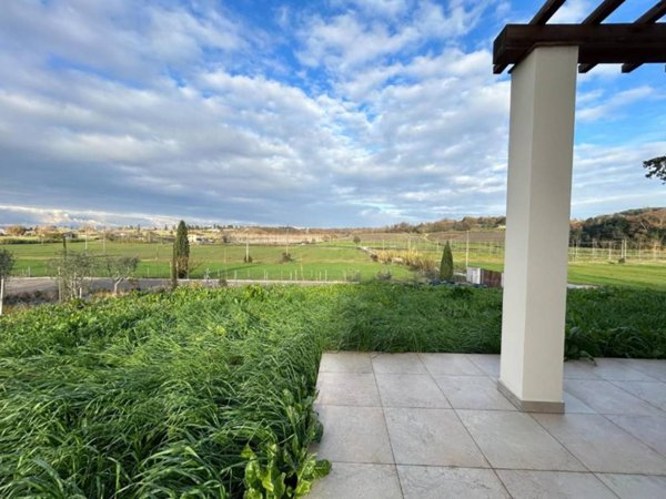 casa indipendente in vendita a Ponsacco