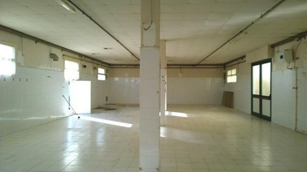 locale di sgombero in vendita a Ponsacco