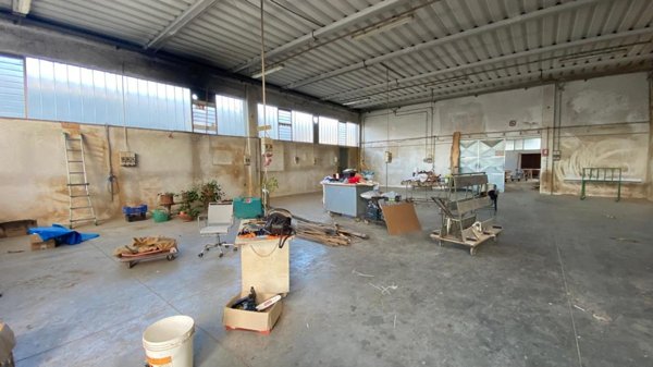 locale di sgombero in vendita a Ponsacco