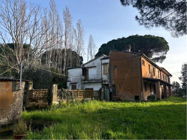 casa indipendente in vendita a Ponsacco