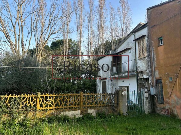 casa indipendente in vendita a Ponsacco in zona Camugliano