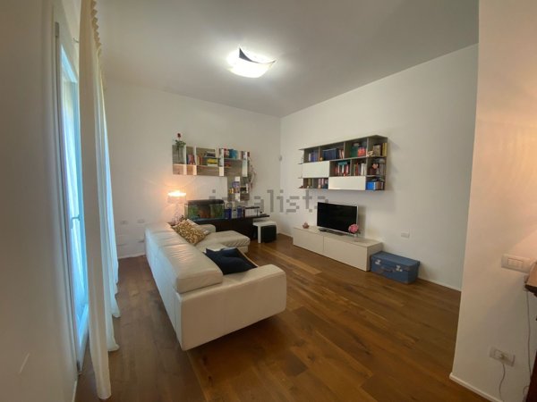 casa indipendente in vendita a Ponsacco