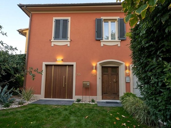 casa indipendente in vendita a Ponsacco