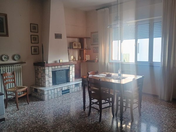 intera palazzina in vendita a Ponsacco