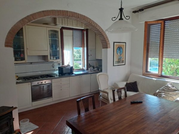casa indipendente in vendita a Ponsacco