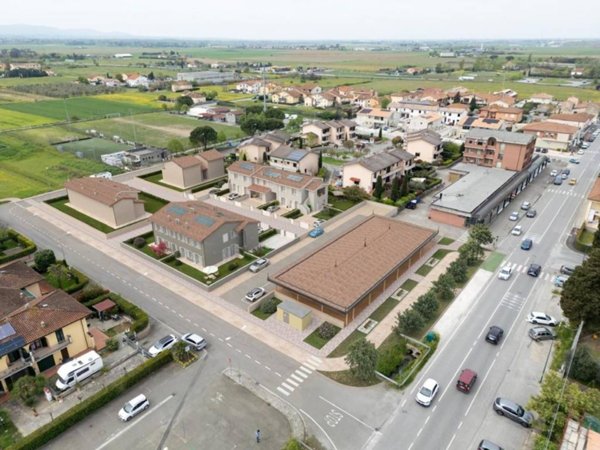 casa indipendente in vendita a Ponsacco