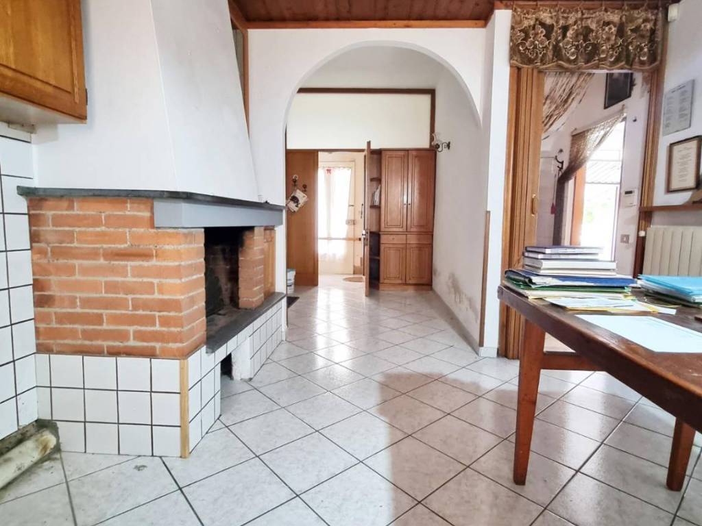 casa indipendente in vendita a Ponsacco