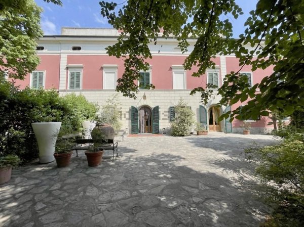 casa indipendente in vendita a Ponsacco