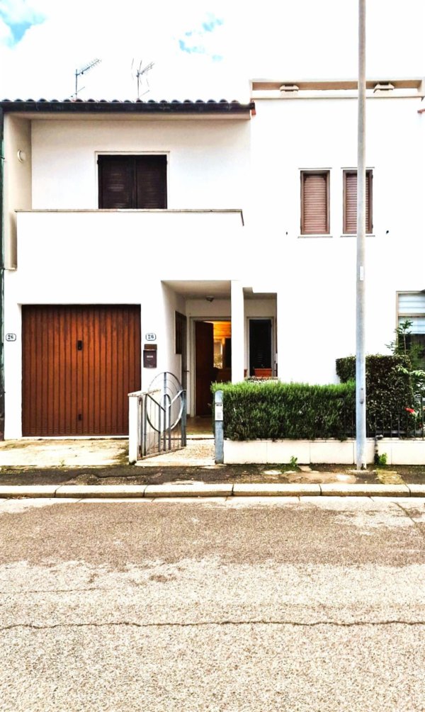 casa indipendente in vendita a Ponsacco