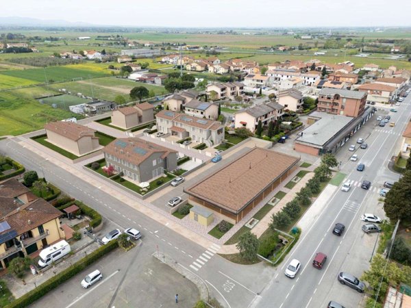 casa indipendente in vendita a Ponsacco