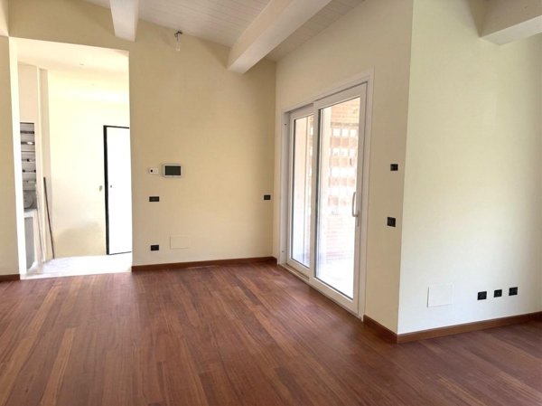 casa indipendente in vendita a Ponsacco