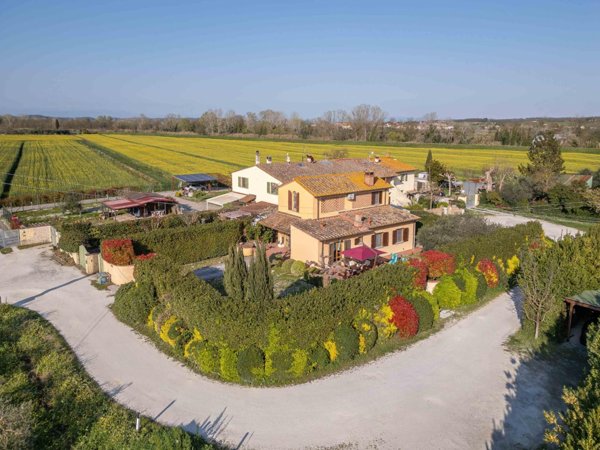 casa indipendente in vendita a Ponsacco